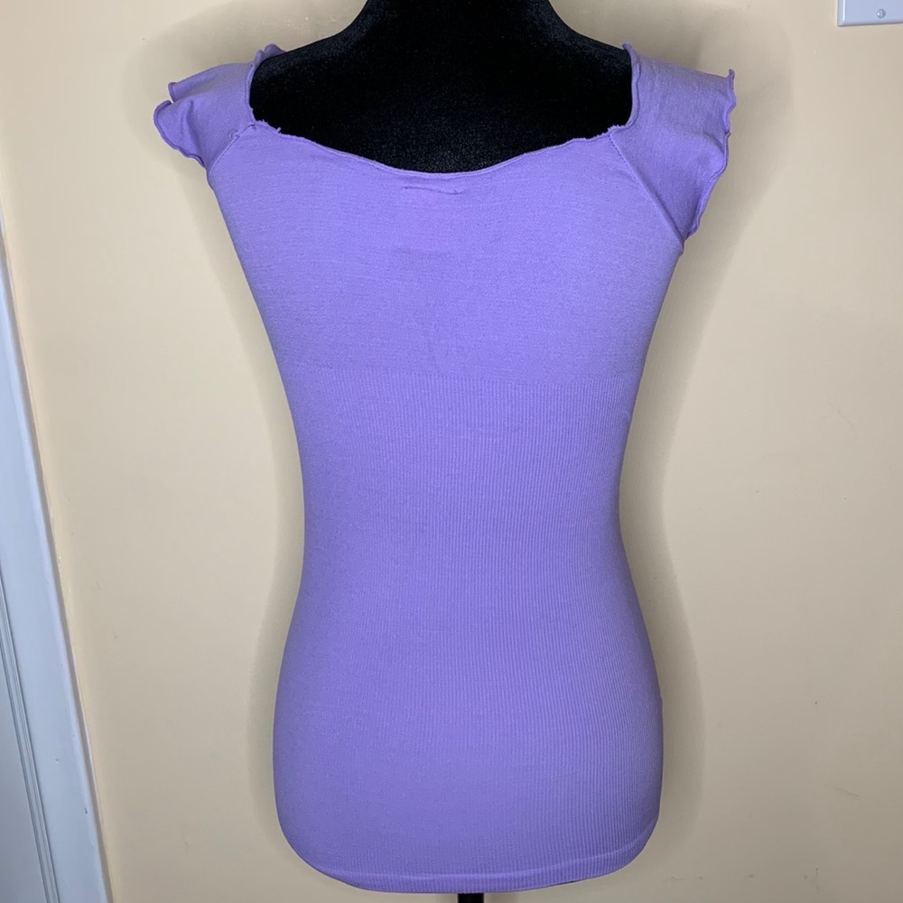 ~ 725 Originals Ruffled Tank ~ - Picture 3 of 4